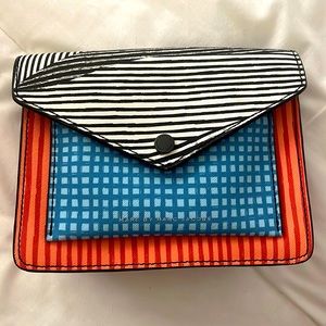 Metropoli Optical Stripe Cross-Body Bag